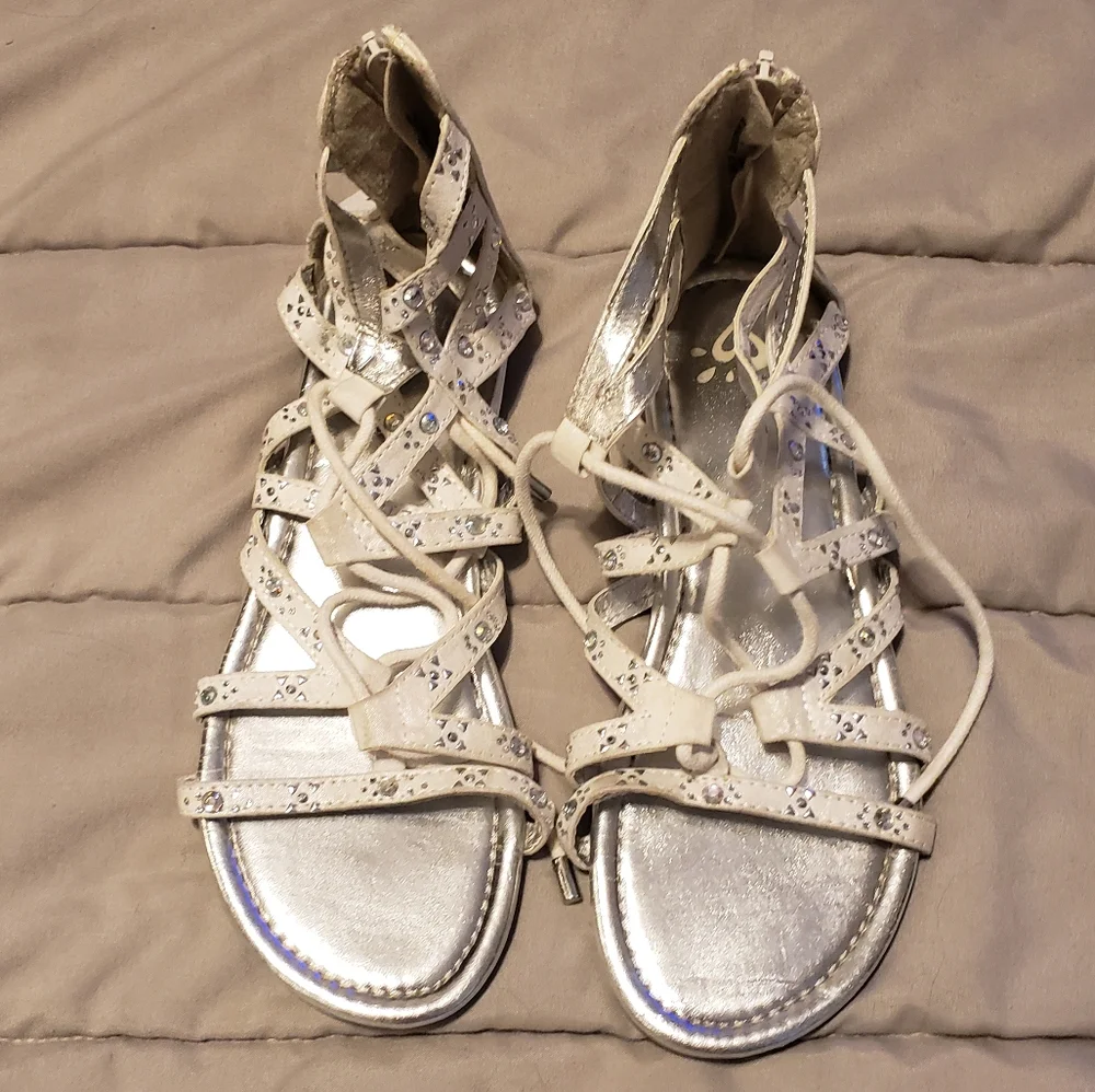 Justice Girls Silver Diamond Gladiator Lace Up Sandals Size 4